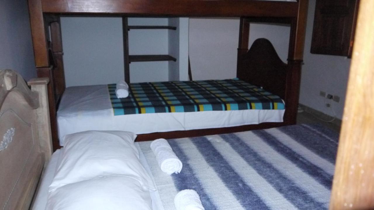 Hostal Naty Luna Jardin Bagian luar foto