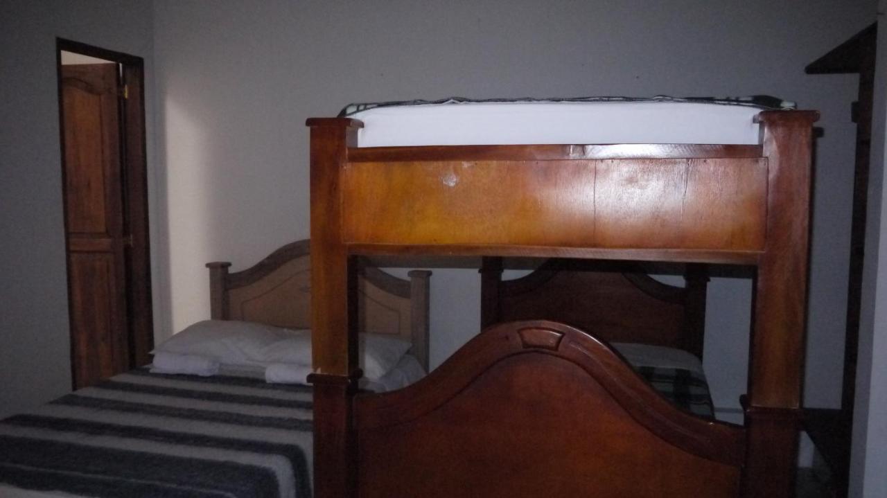Hostal Naty Luna Jardin Bagian luar foto