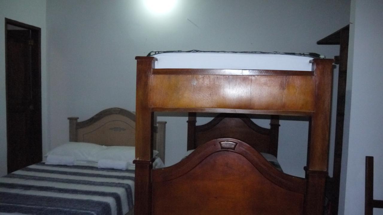 Hostal Naty Luna Jardin Bagian luar foto