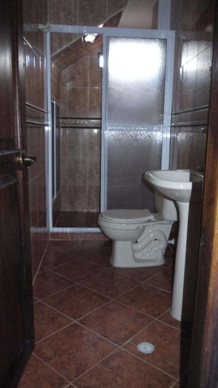 Hostal Naty Luna Jardin Bagian luar foto
